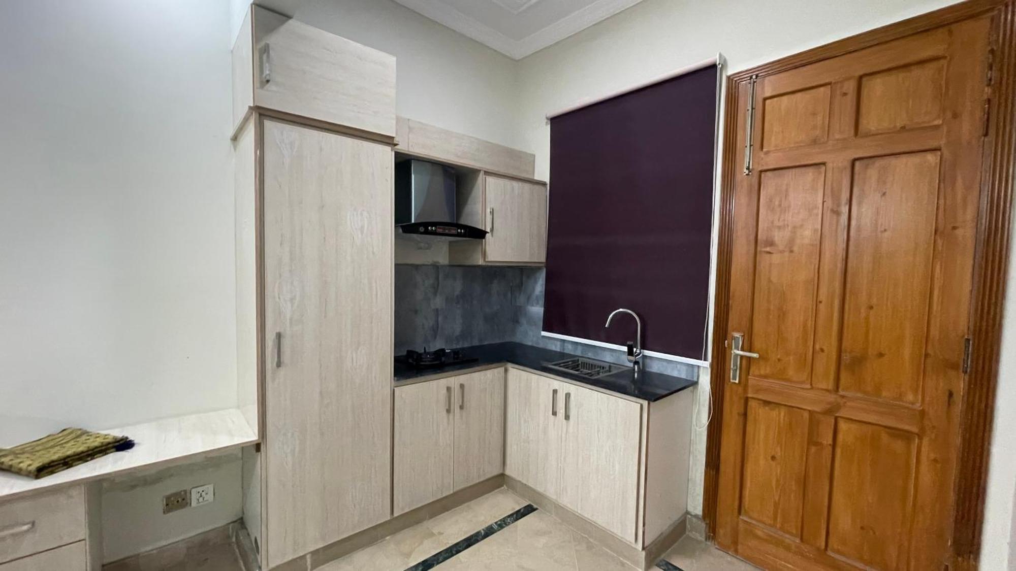 Midways Guest House And Hotels Ισλαμαμπάντ Εξωτερικό φωτογραφία