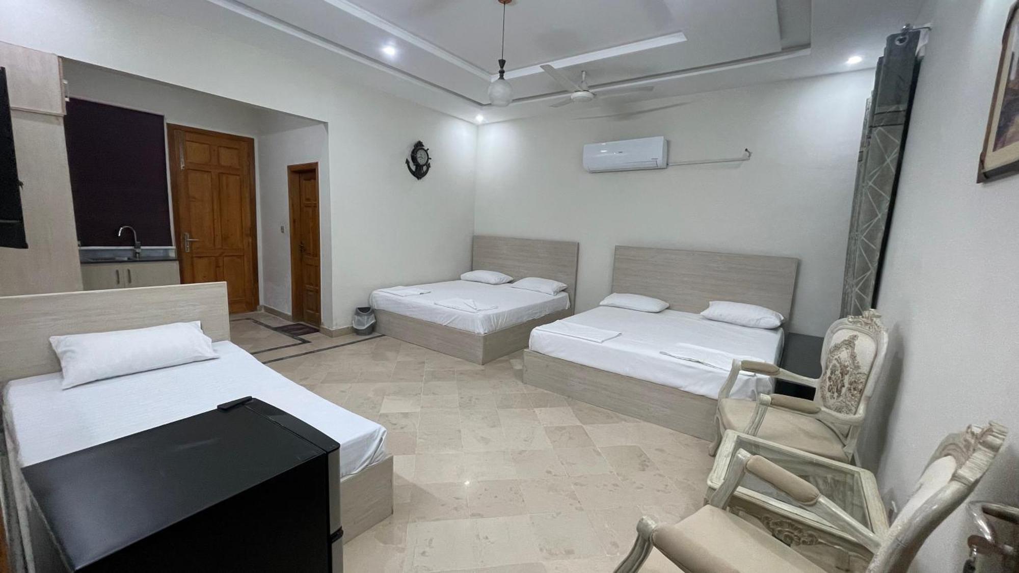 Midways Guest House And Hotels Ισλαμαμπάντ Εξωτερικό φωτογραφία