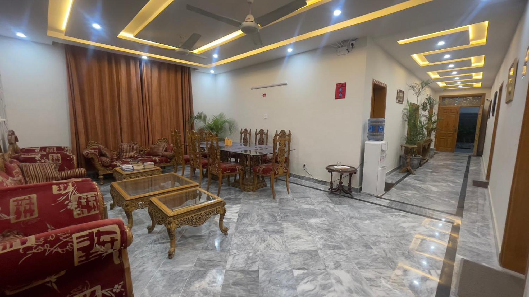Midways Guest House And Hotels Ισλαμαμπάντ Εξωτερικό φωτογραφία