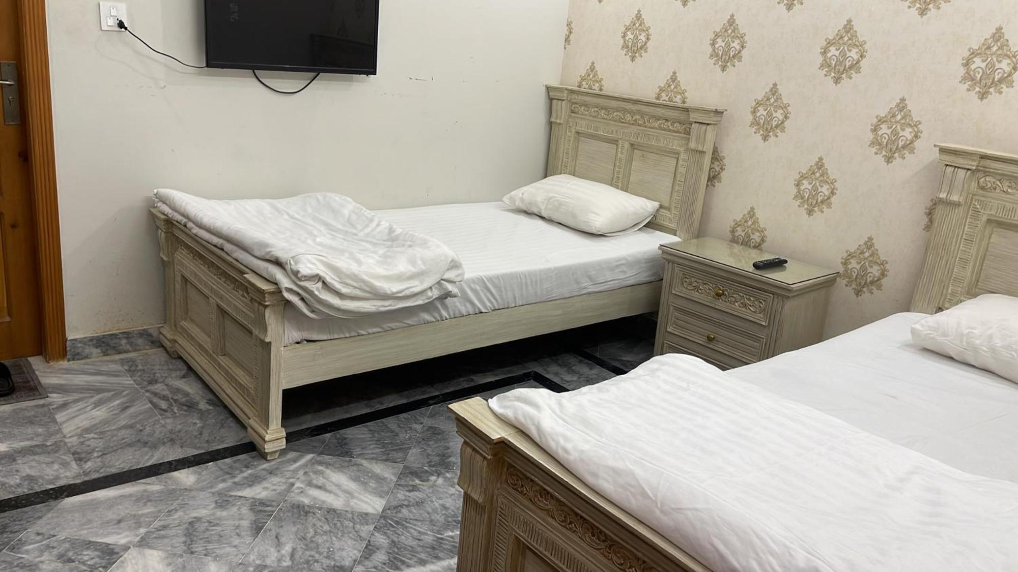 Midways Guest House And Hotels Ισλαμαμπάντ Εξωτερικό φωτογραφία
