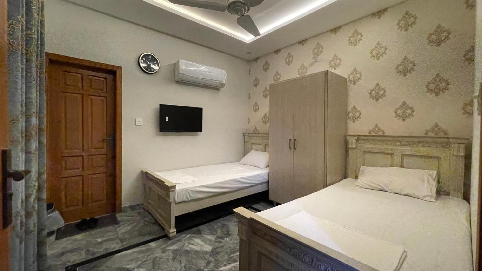 Midways Guest House And Hotels Ισλαμαμπάντ Εξωτερικό φωτογραφία