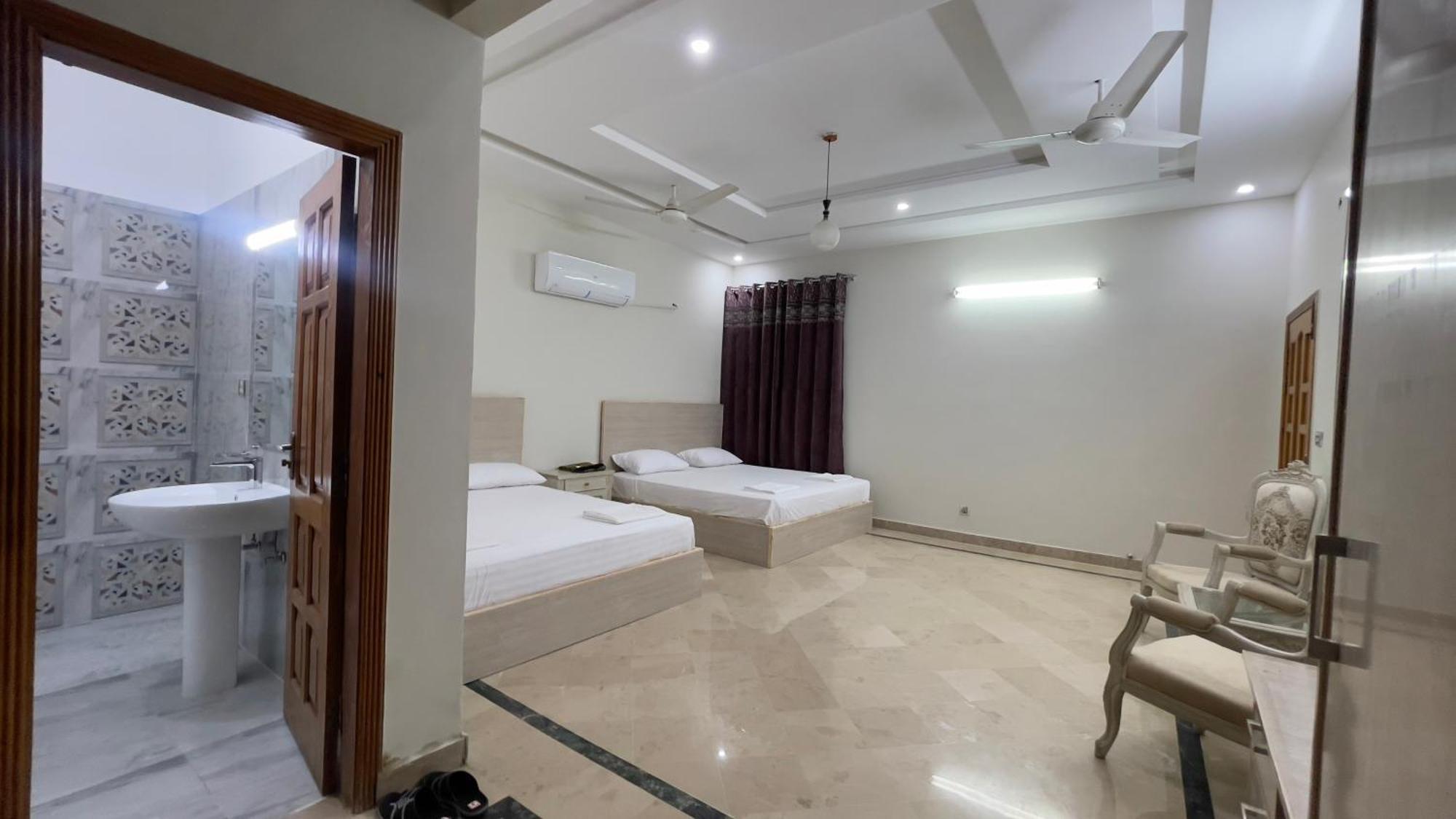 Midways Guest House And Hotels Ισλαμαμπάντ Εξωτερικό φωτογραφία