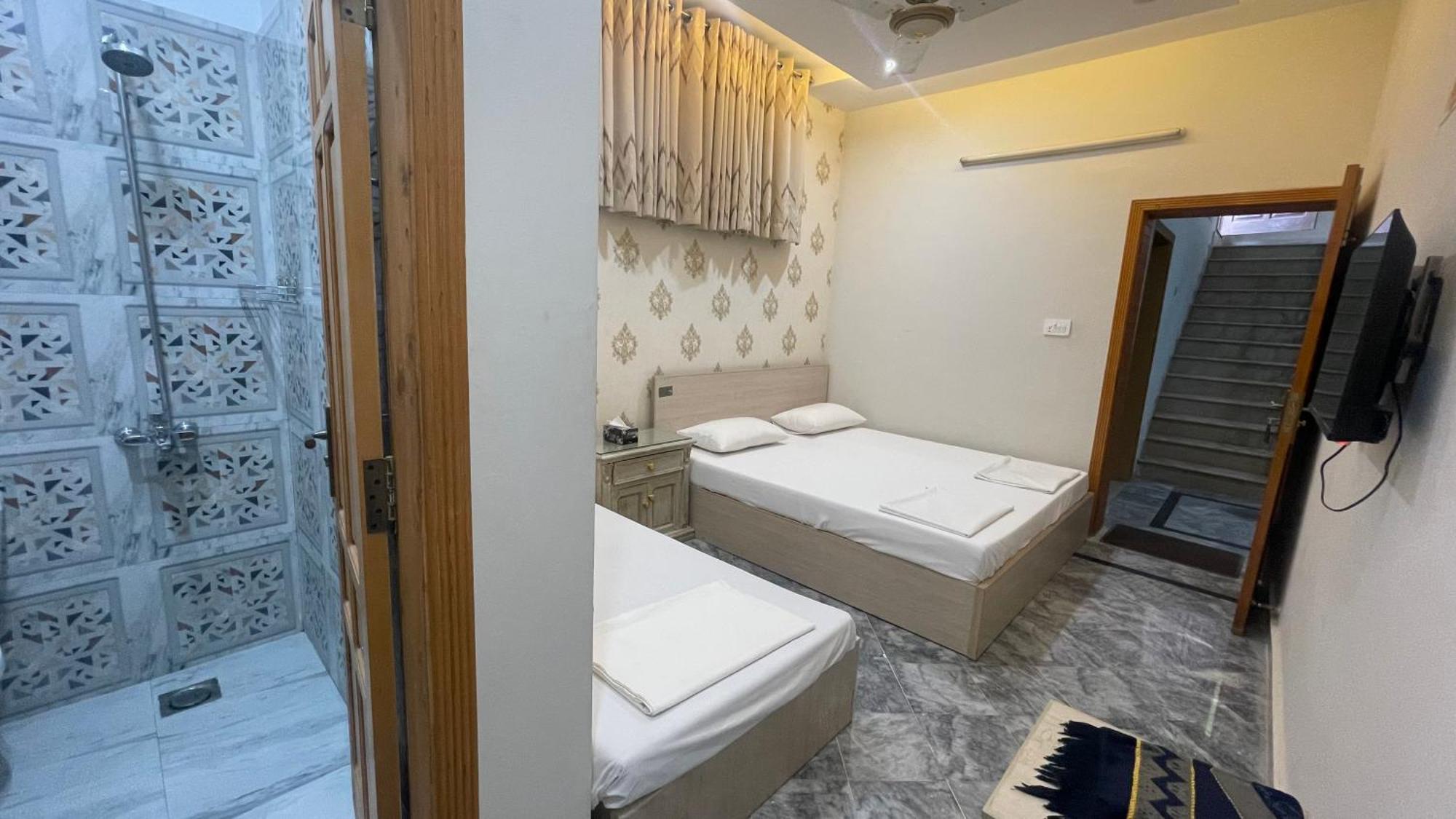 Midways Guest House And Hotels Ισλαμαμπάντ Εξωτερικό φωτογραφία