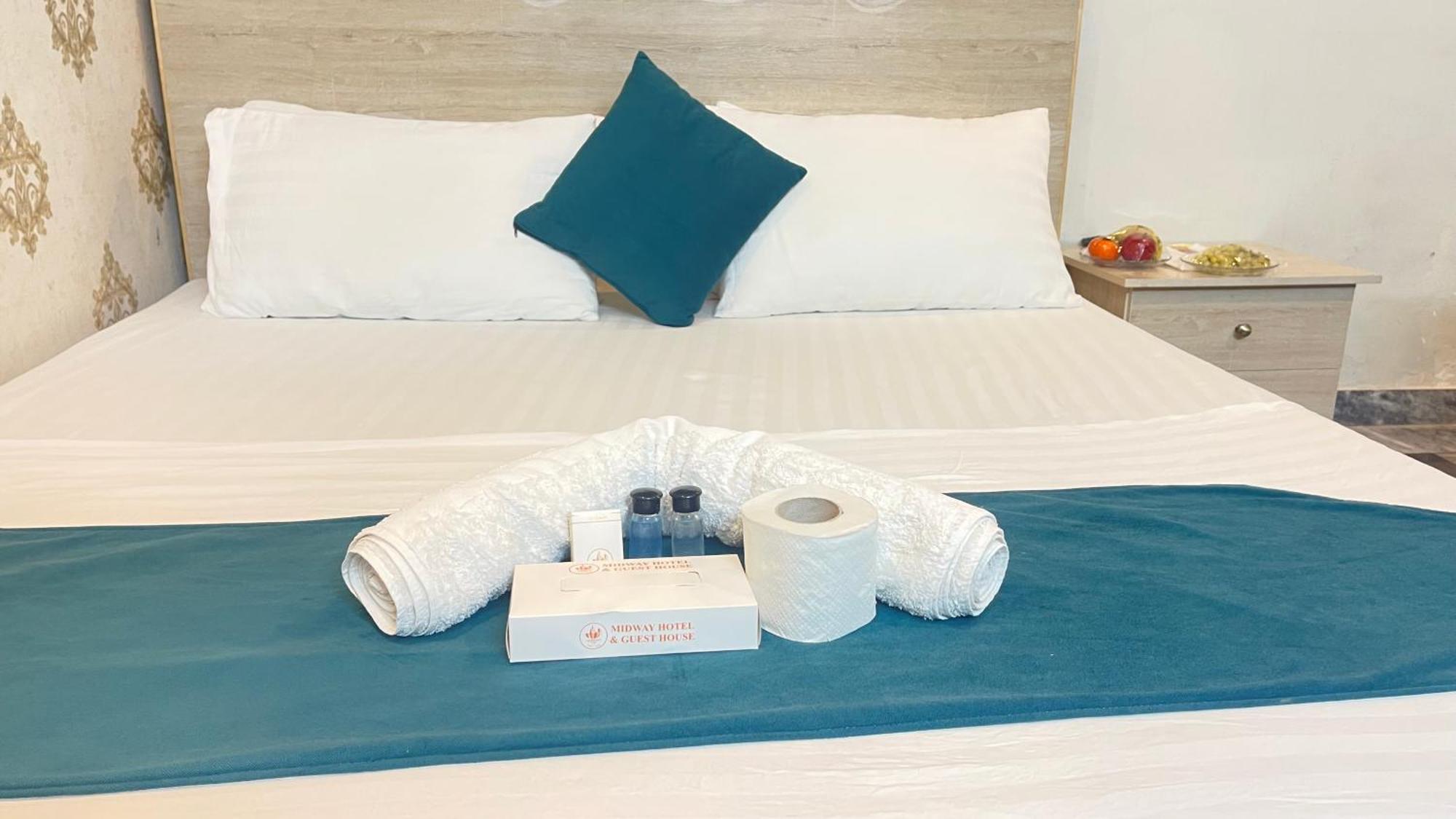 Midways Guest House And Hotels Ισλαμαμπάντ Εξωτερικό φωτογραφία