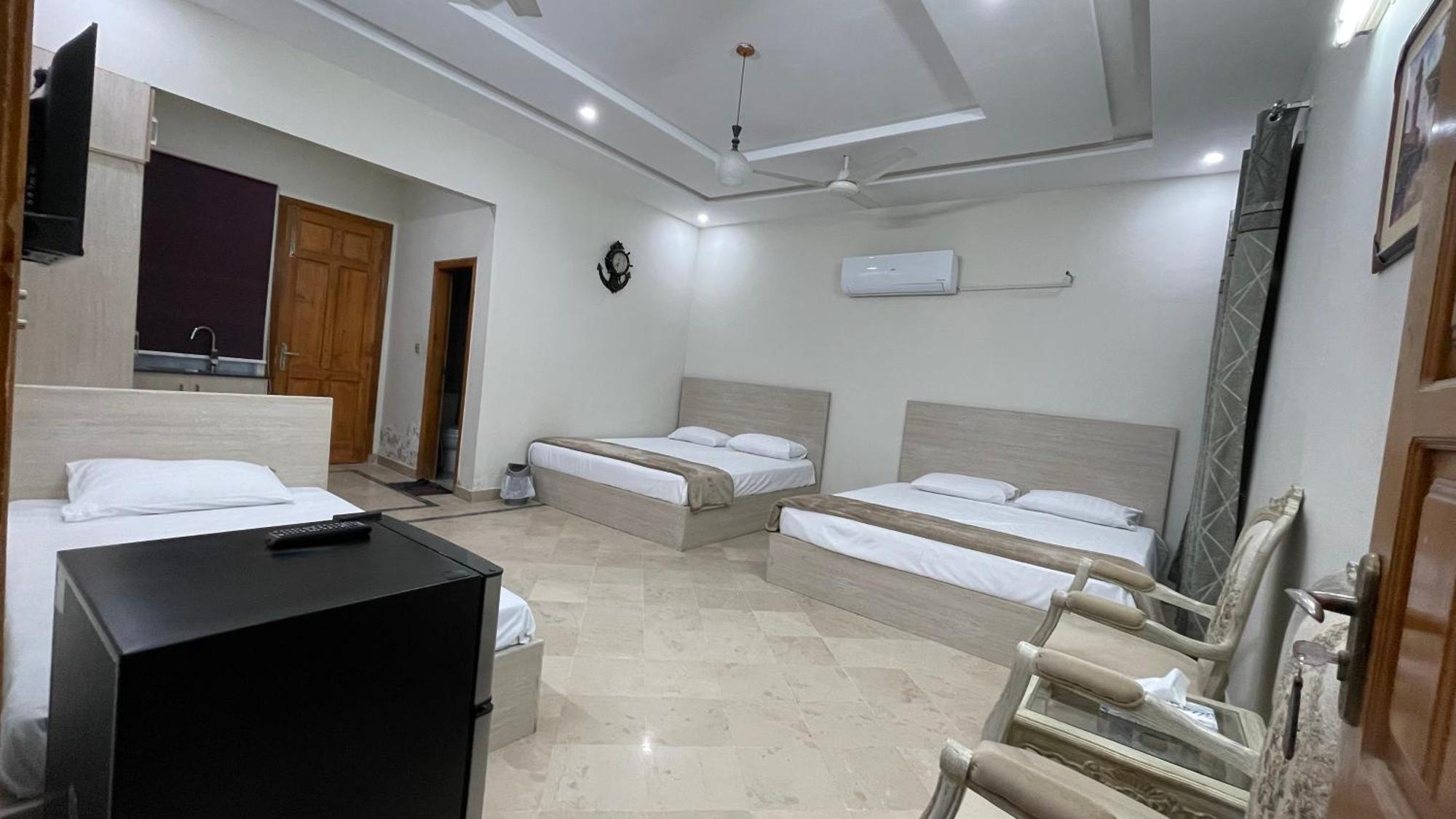 Midways Guest House And Hotels Ισλαμαμπάντ Εξωτερικό φωτογραφία