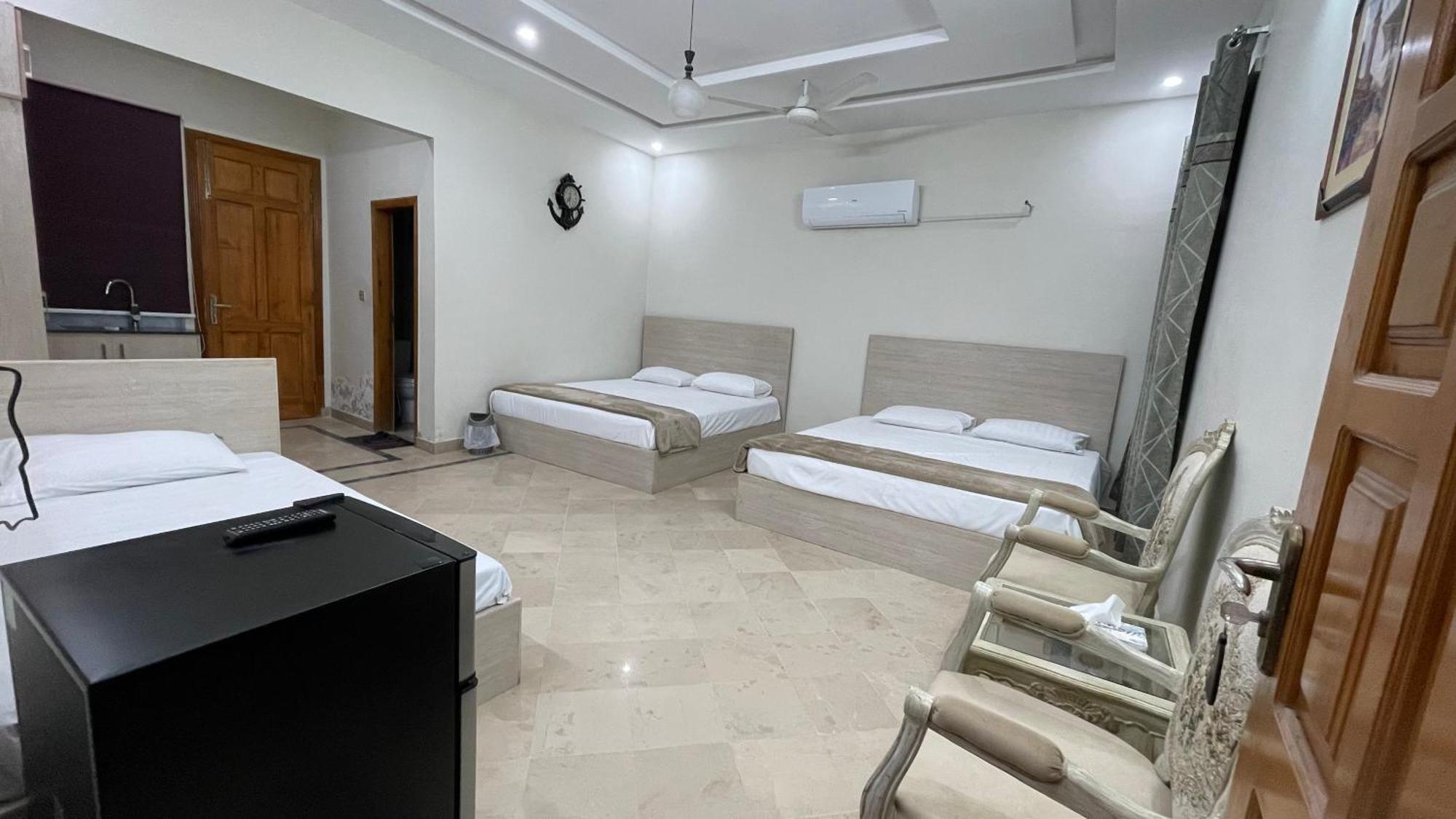 Midways Guest House And Hotels Ισλαμαμπάντ Εξωτερικό φωτογραφία