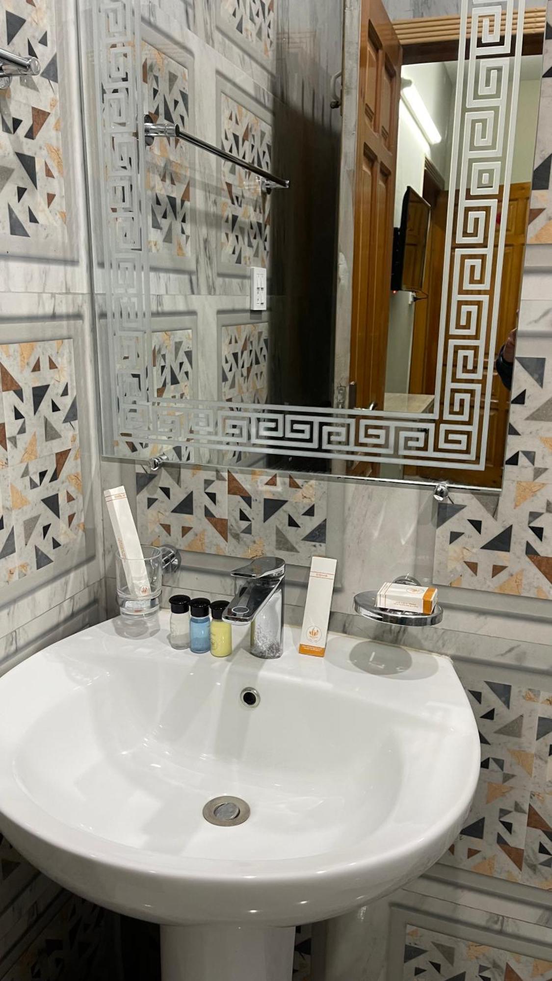 Midways Guest House And Hotels Ισλαμαμπάντ Εξωτερικό φωτογραφία